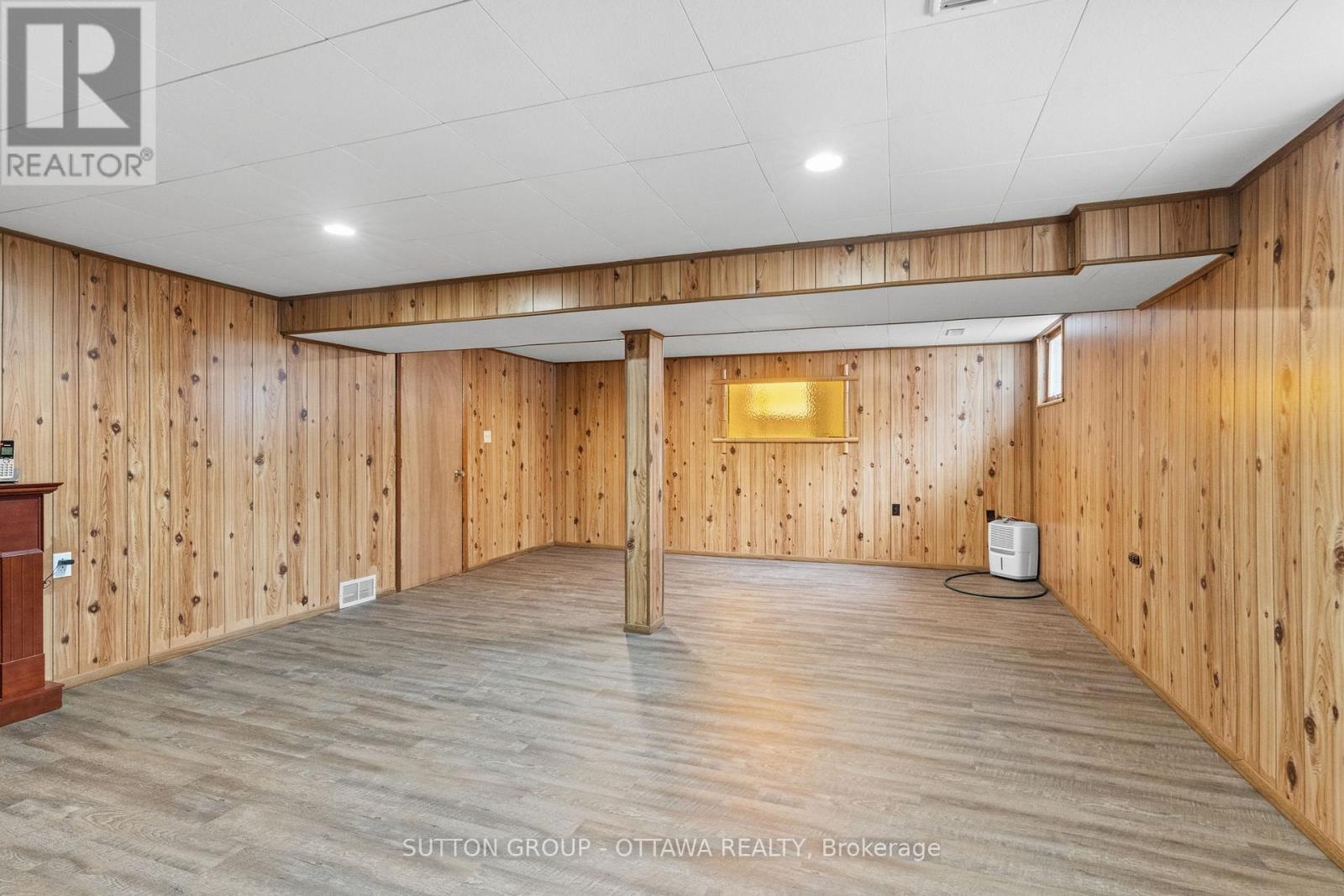 6489 Rideau Valley Drive N Property Photo 31