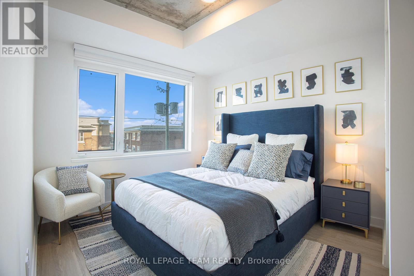 A206 - 1655 Carling Avenue Property Photo 4