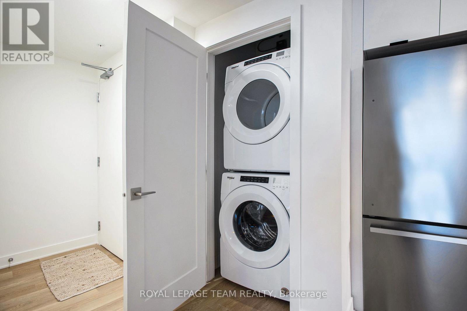 B614 - 1655 Carling Avenue Property Photo 8