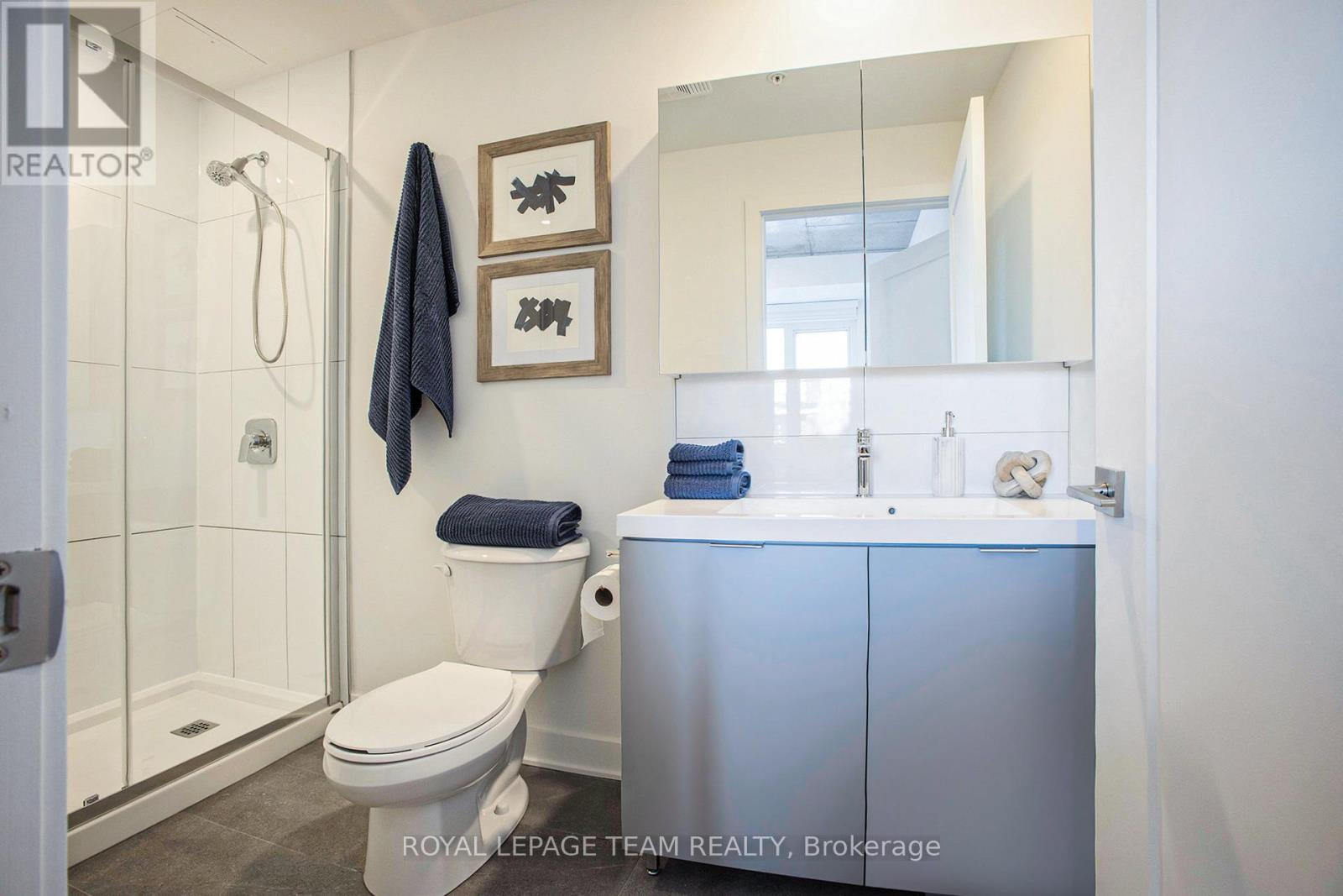 A318 - 1655 Carling Avenue Property Photo 16