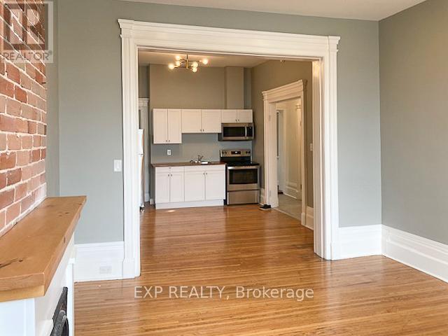 55-57 Dundas Street W Property Photo 23