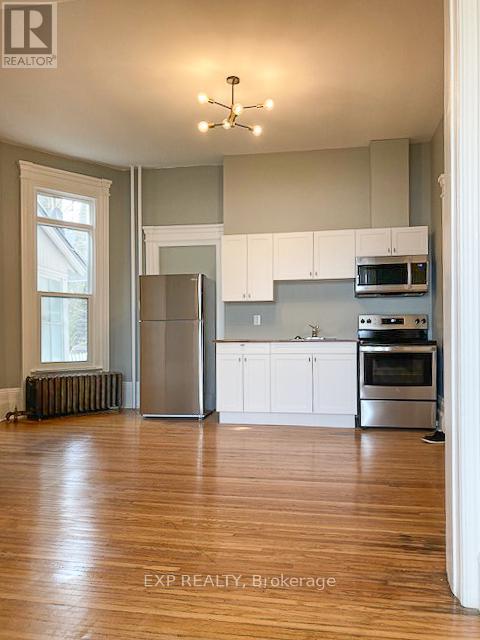 55-57 Dundas Street W Property Photo 24