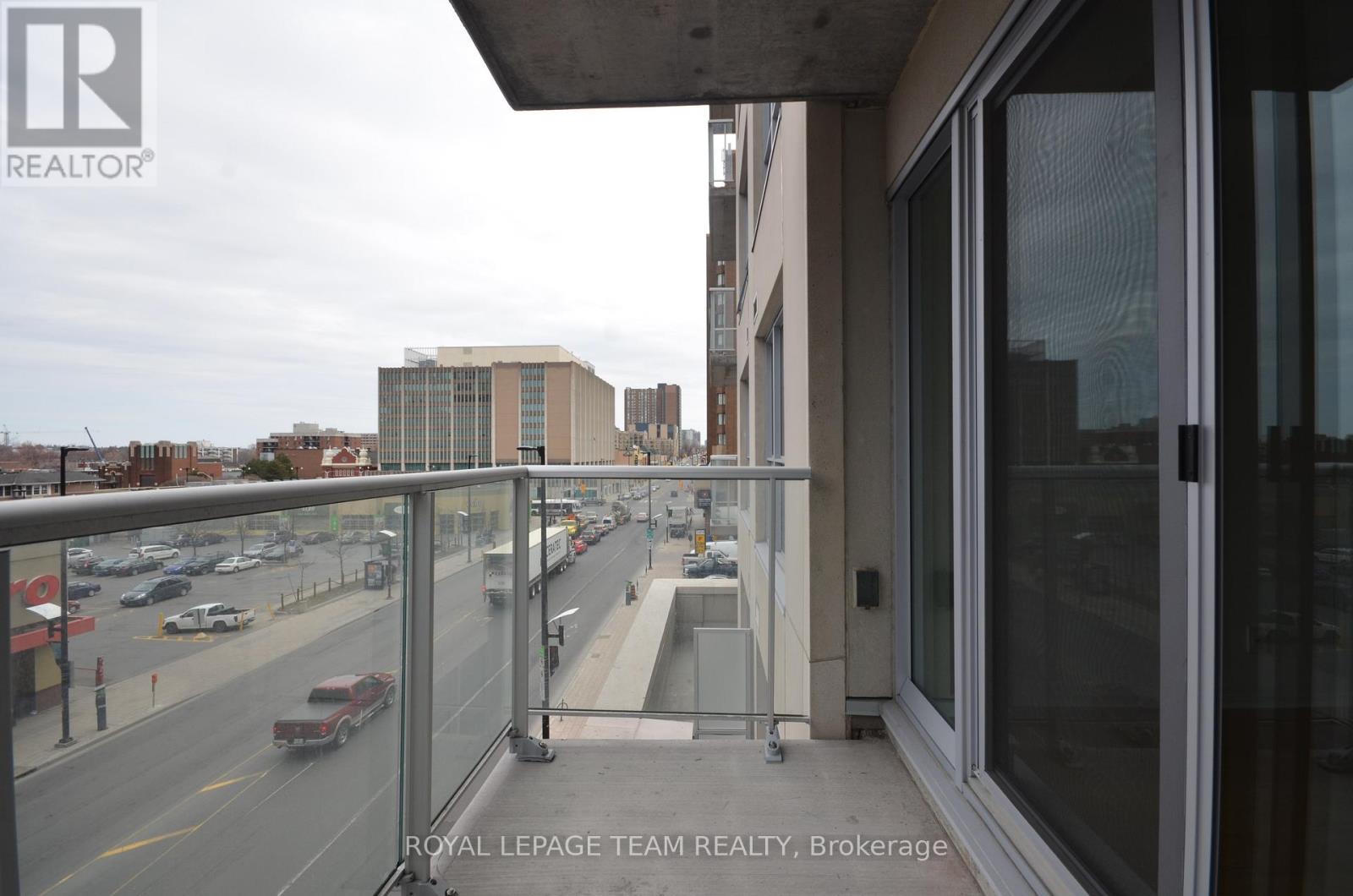 404 - 242 Rideau Street Property Photo 33