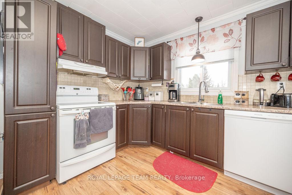 36 Mill Yard Road Property Photo 14