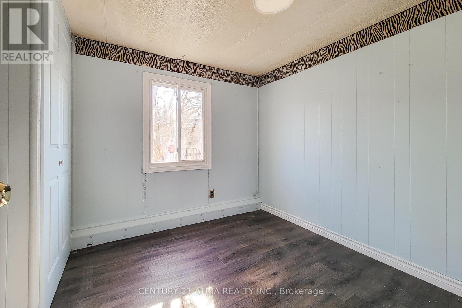 304 - 241 St. Paul Street W Property Photo 13