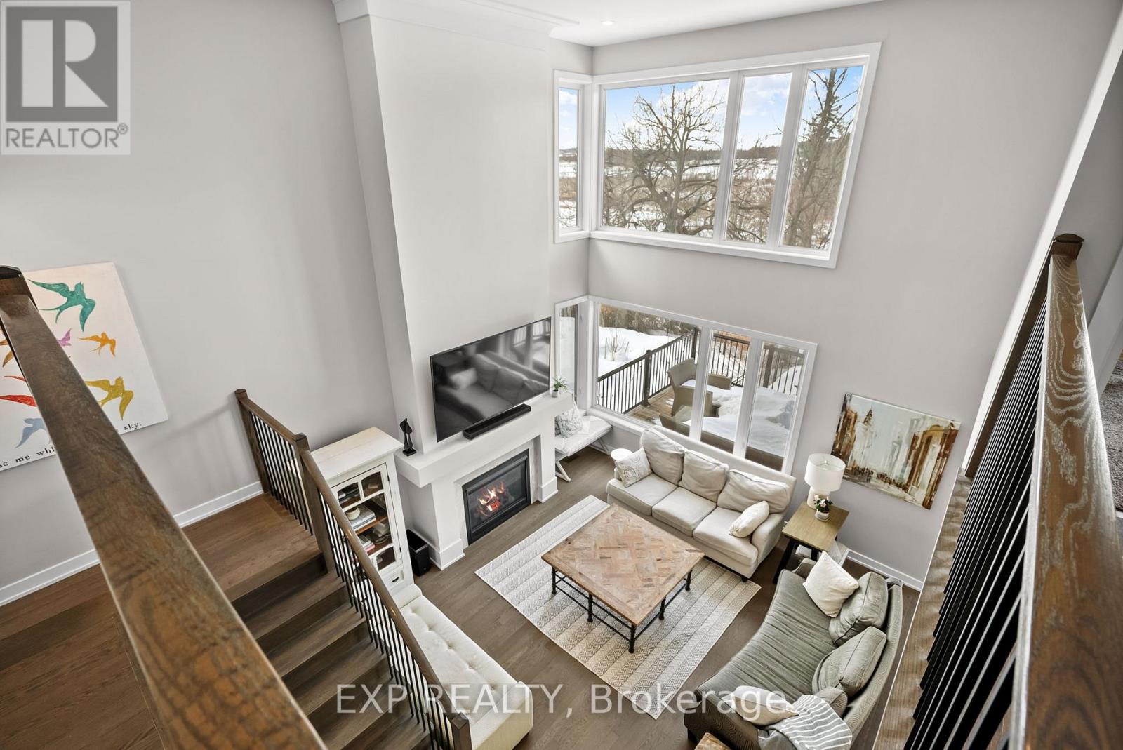 134 Escarpment Crescent Property Photo 19