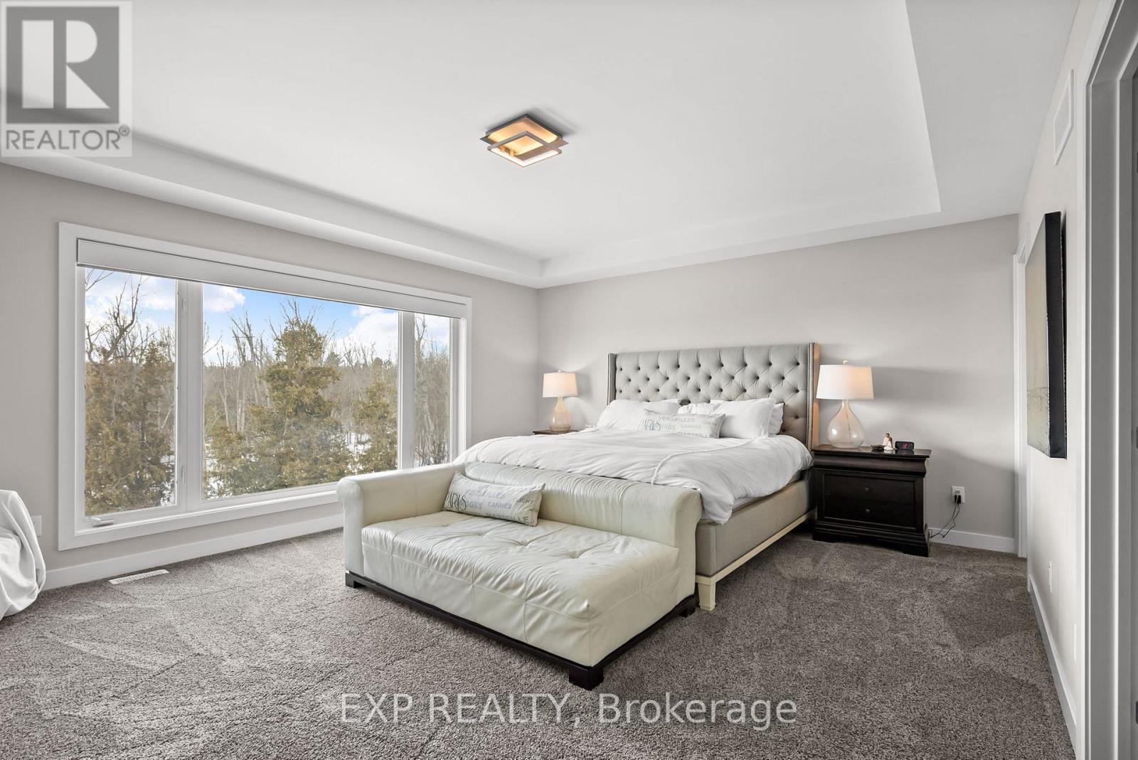 134 Escarpment Crescent Property Photo 21