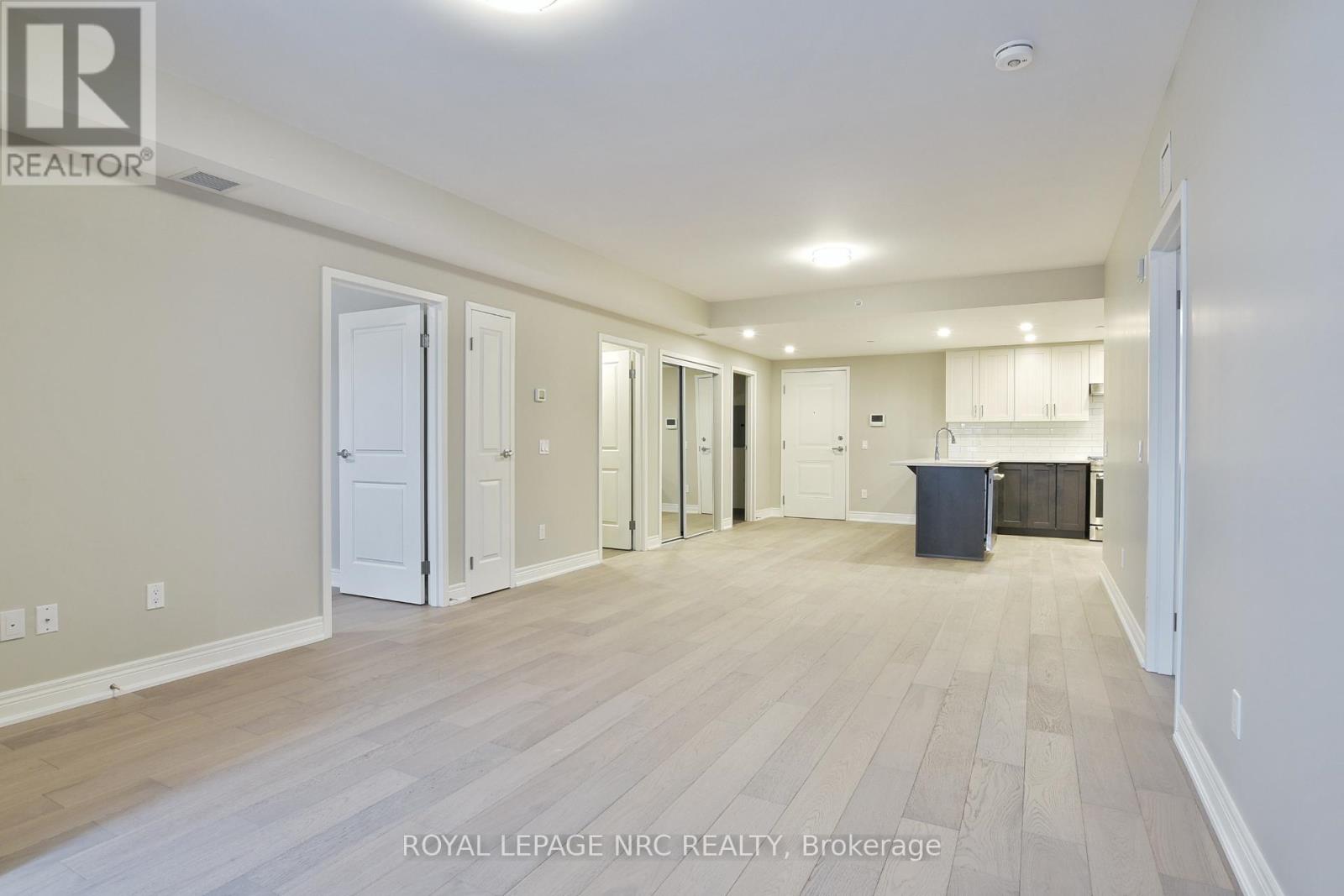 404 - 10 Albert Street E Property Photo 6