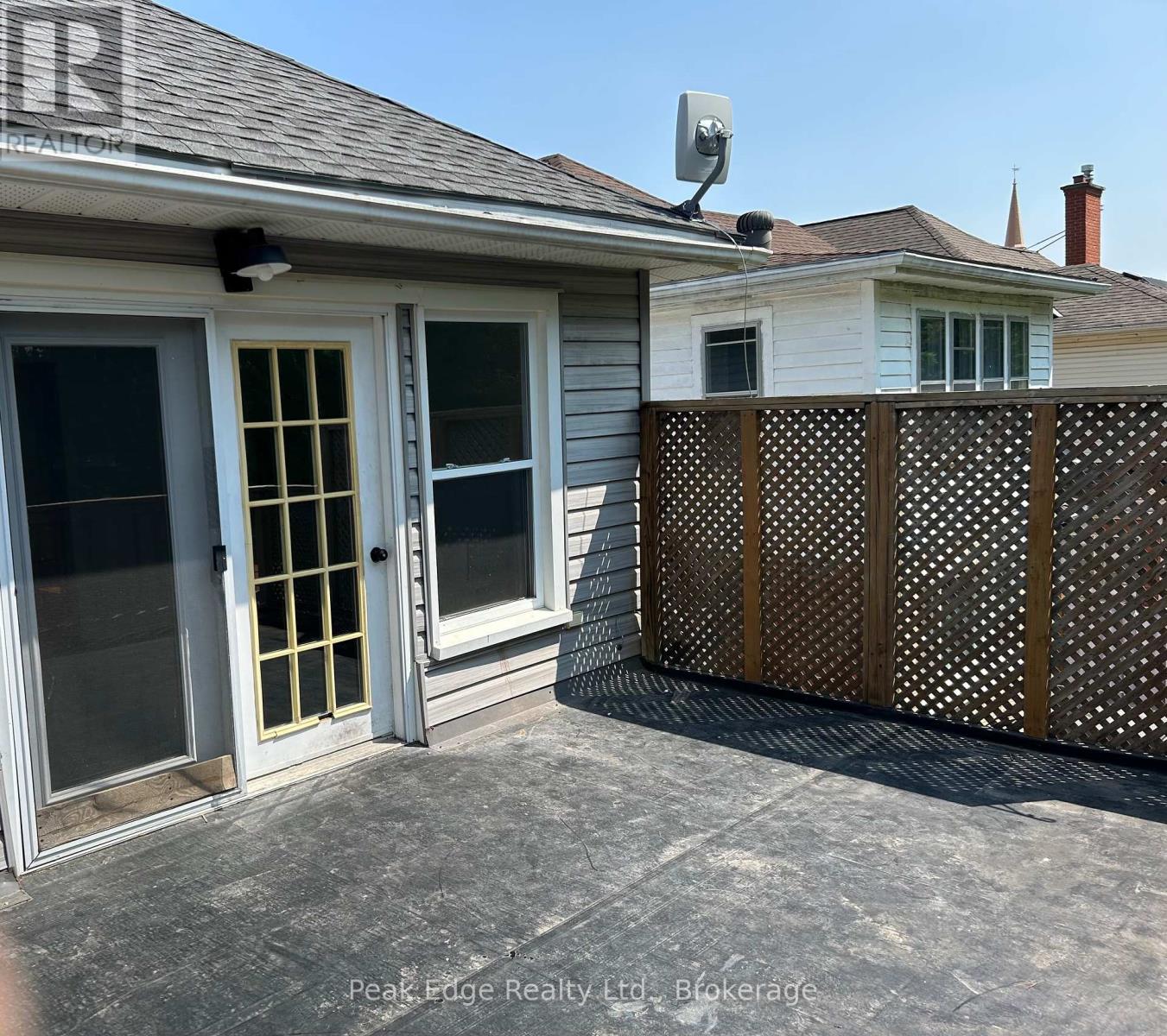293 9th Street Property Photo 12