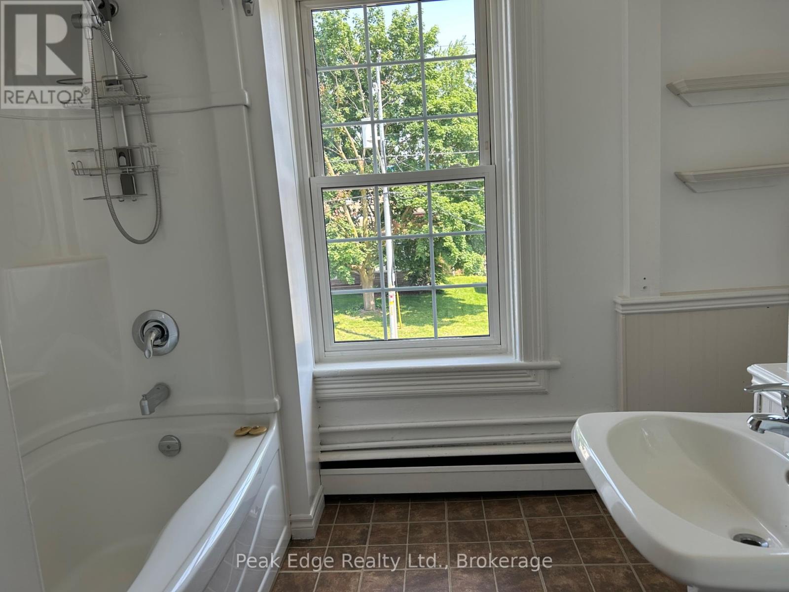 293 9th Street Property Photo 16