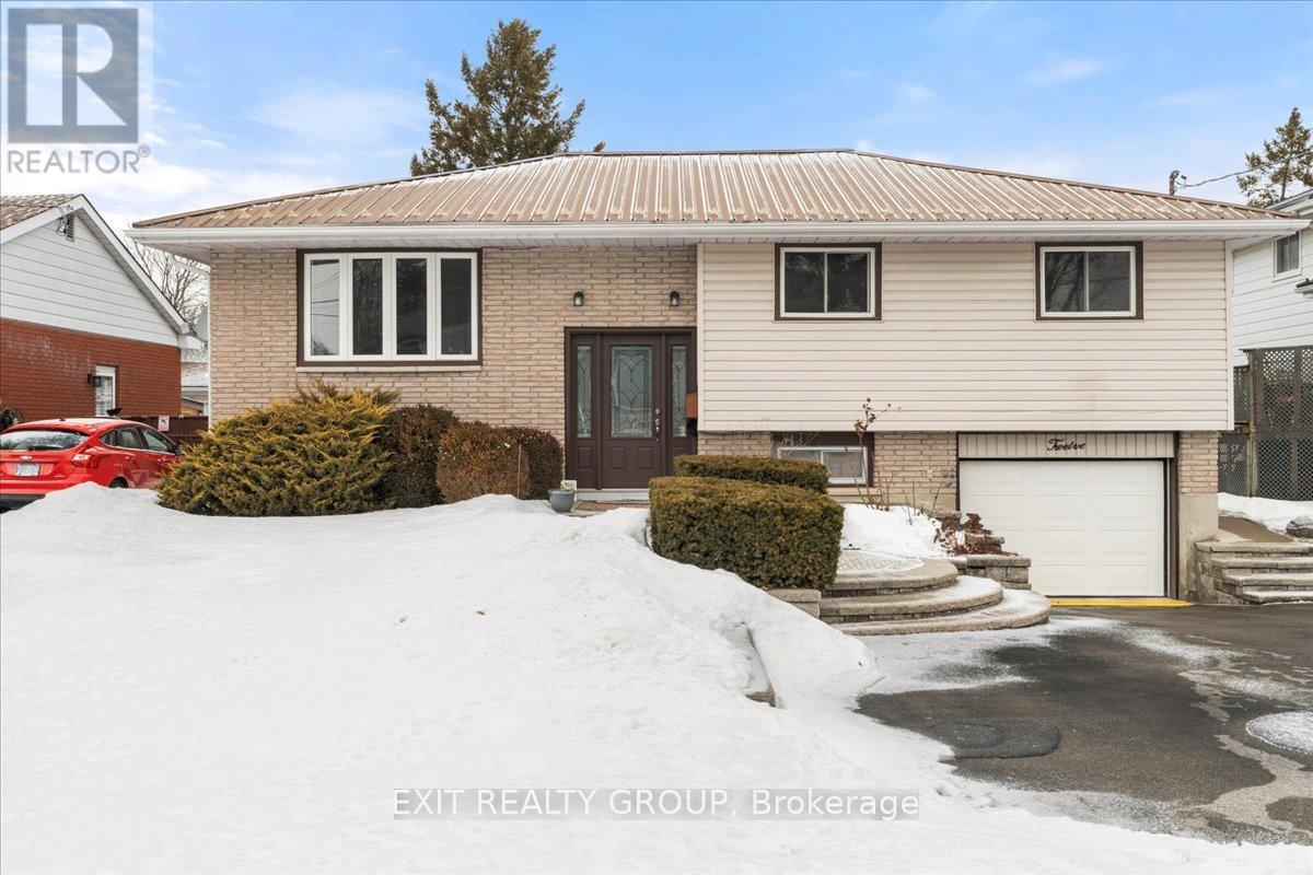 12 Chown Crescent Property Photo