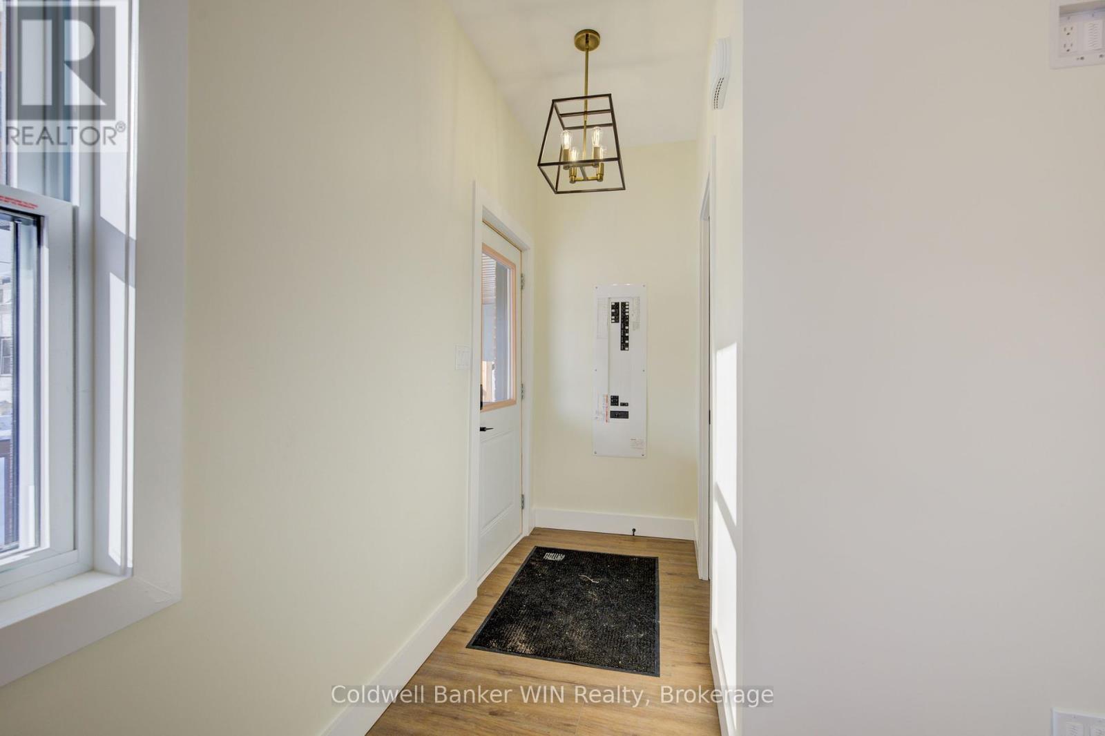 24 Crawford Street Property Photo 3