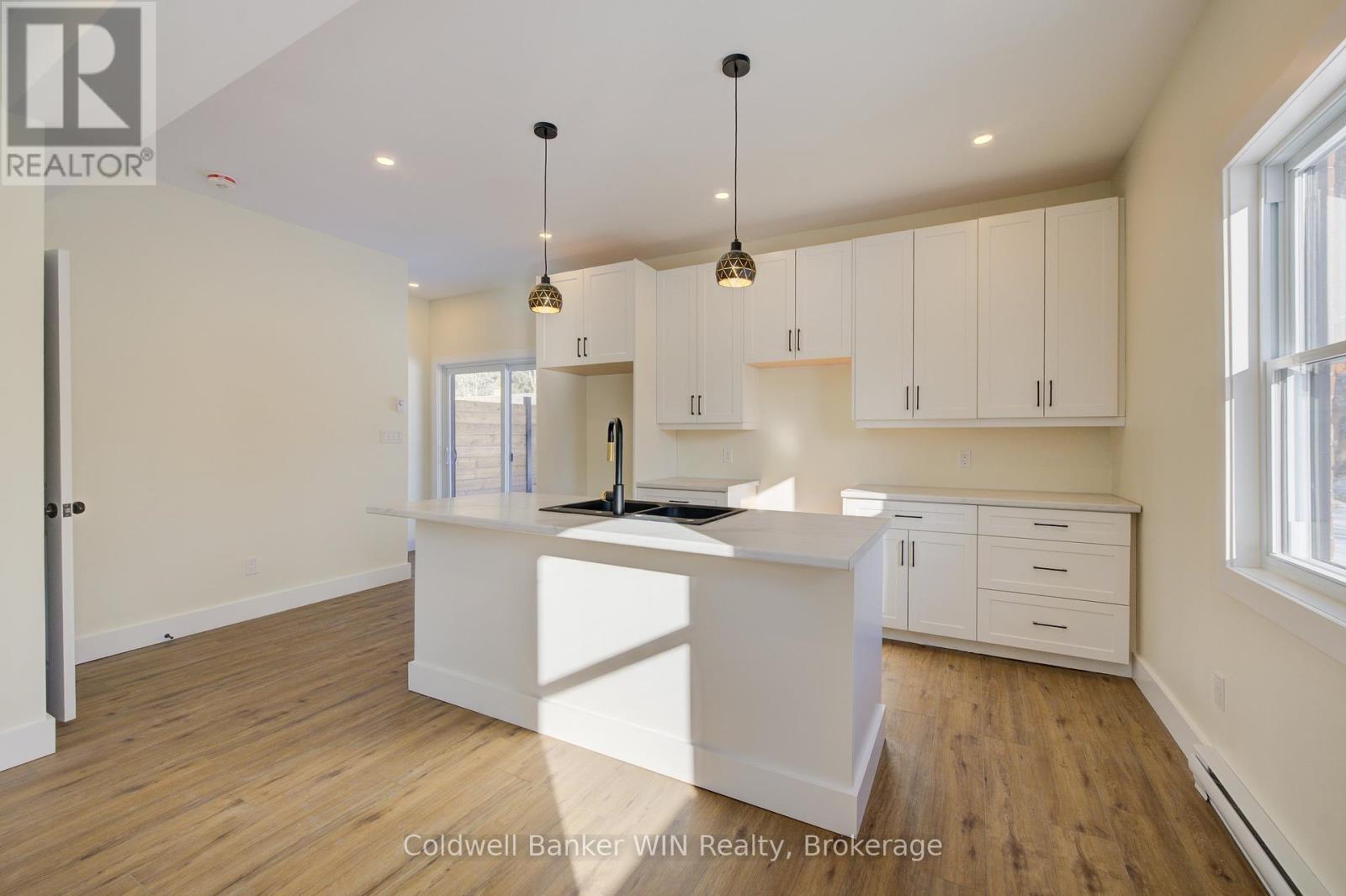 24 Crawford Street Property Photo 4