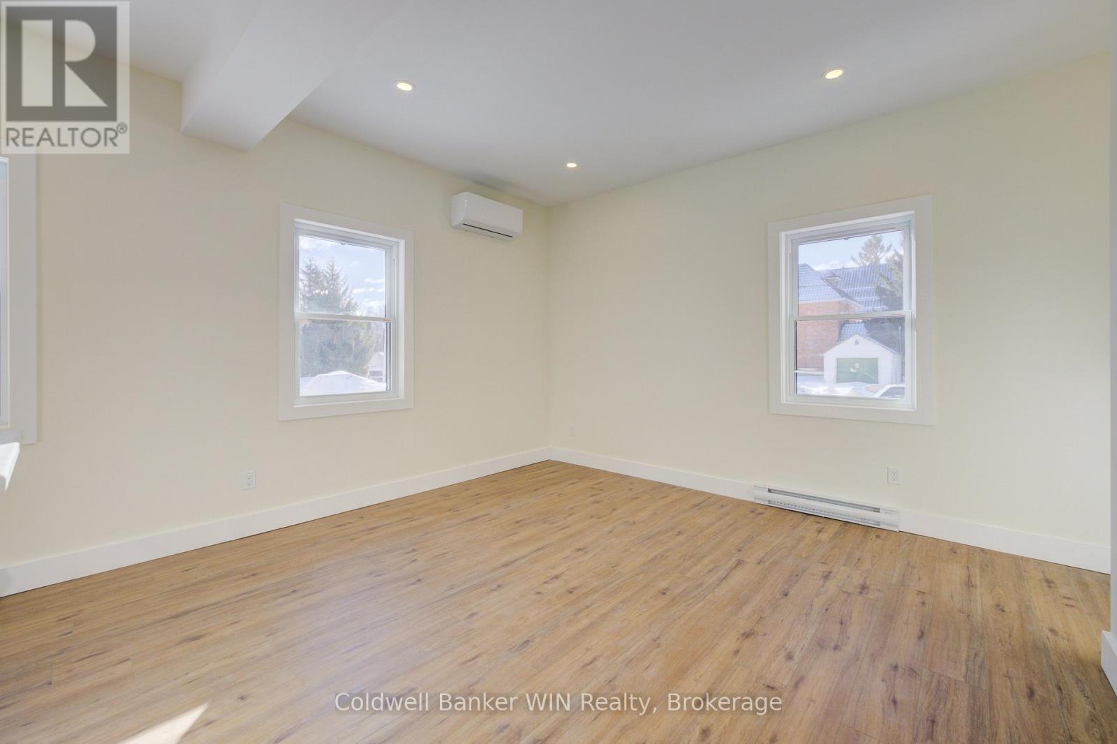 24 Crawford Street Property Photo 9