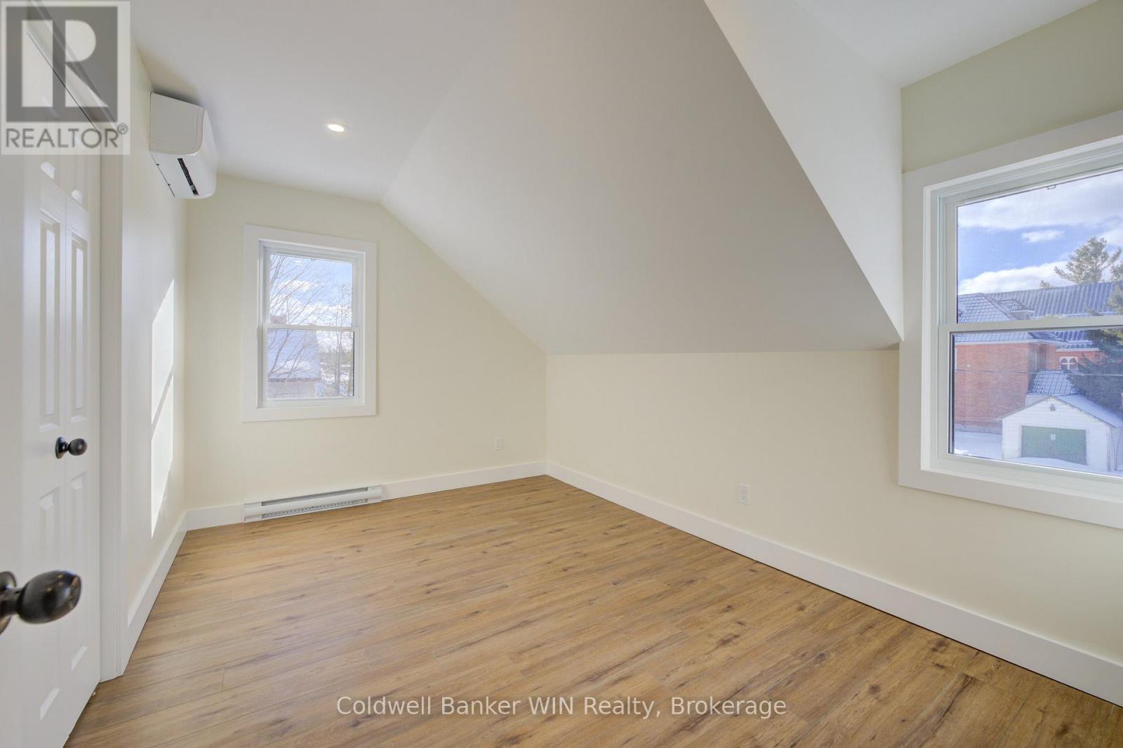 24 Crawford Street Property Photo 12