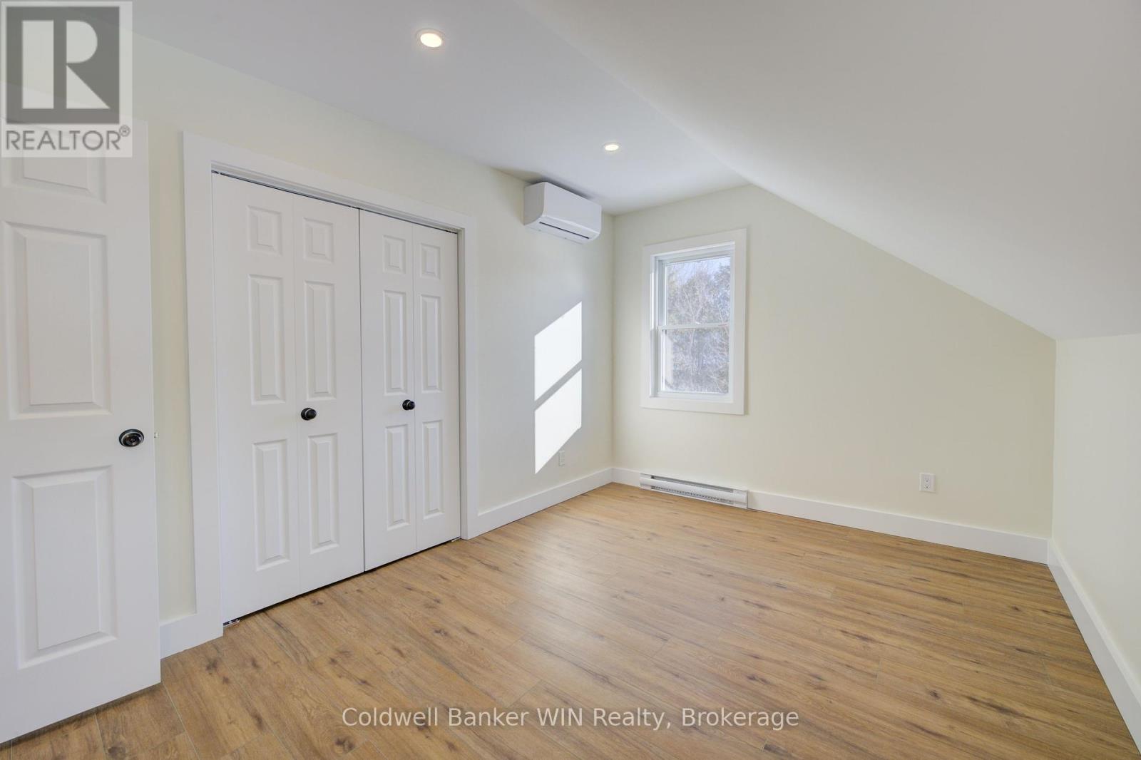 24 Crawford Street Property Photo 13