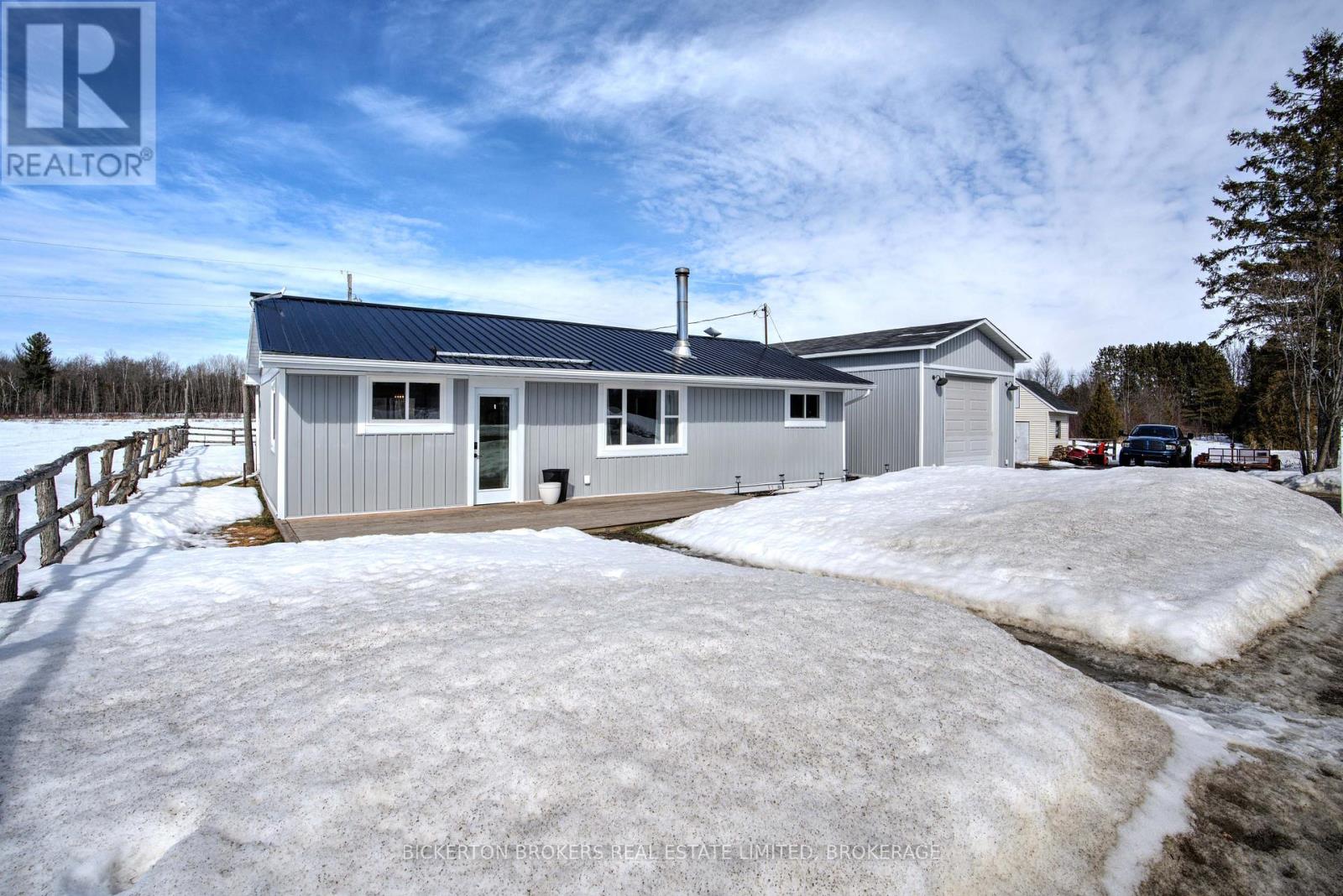 5518 Algonquin Road Property Photo