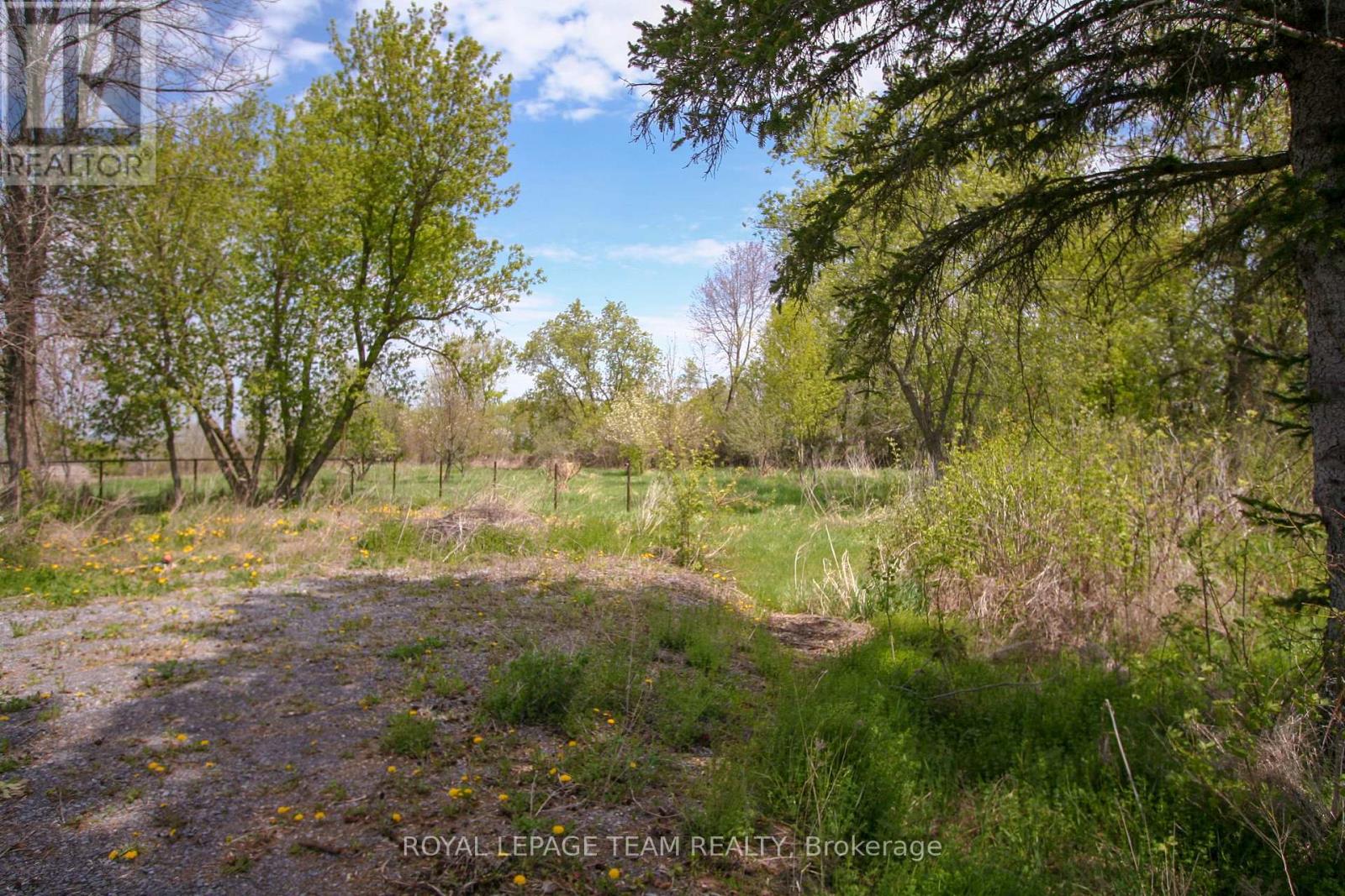 16225 Rush City Road Property Photo 2