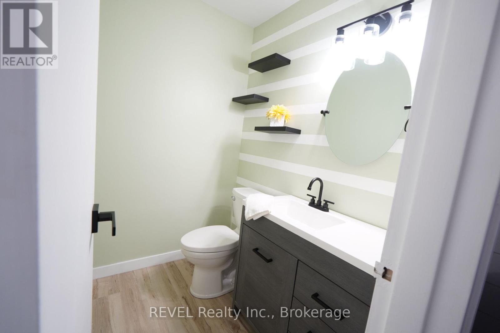 74 - 6453 Colborne Street Property Photo 8