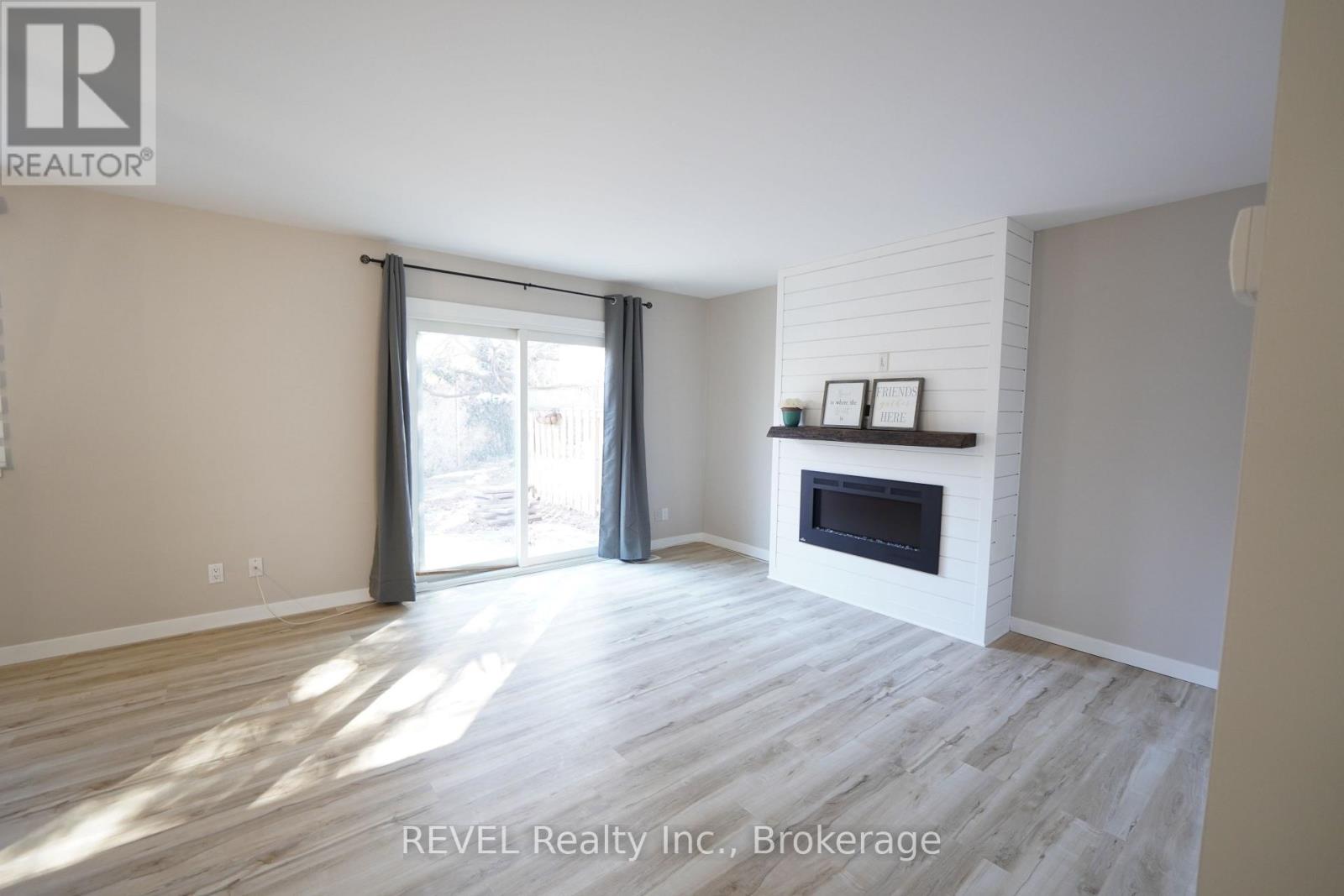 74 - 6453 Colborne Street Property Photo 9