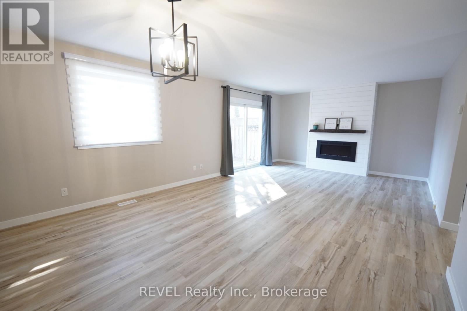 74 - 6453 Colborne Street Property Photo 10