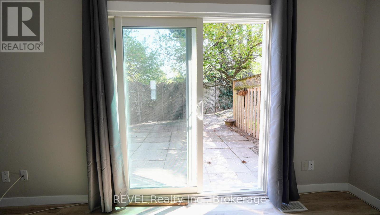 74 - 6453 Colborne Street Property Photo 28