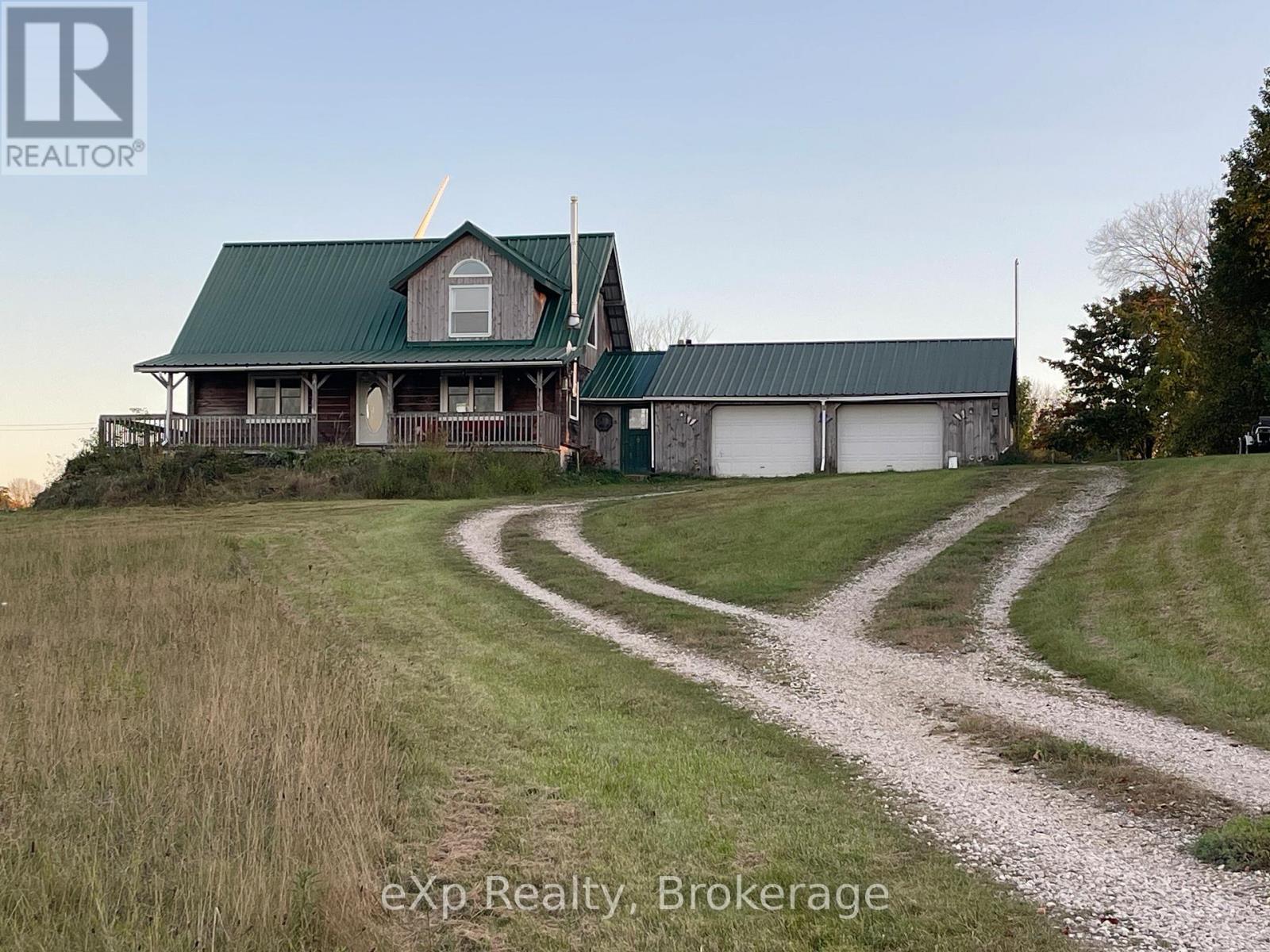 344022 North Line Property Photo 1