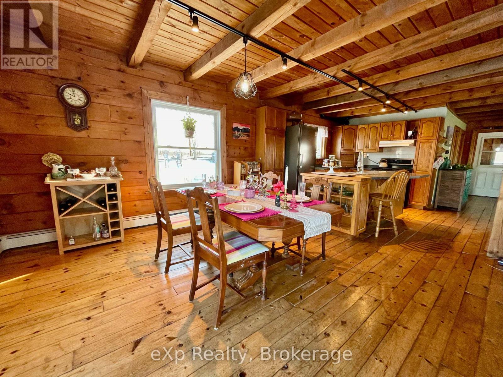 344022 North Line Property Photo 13