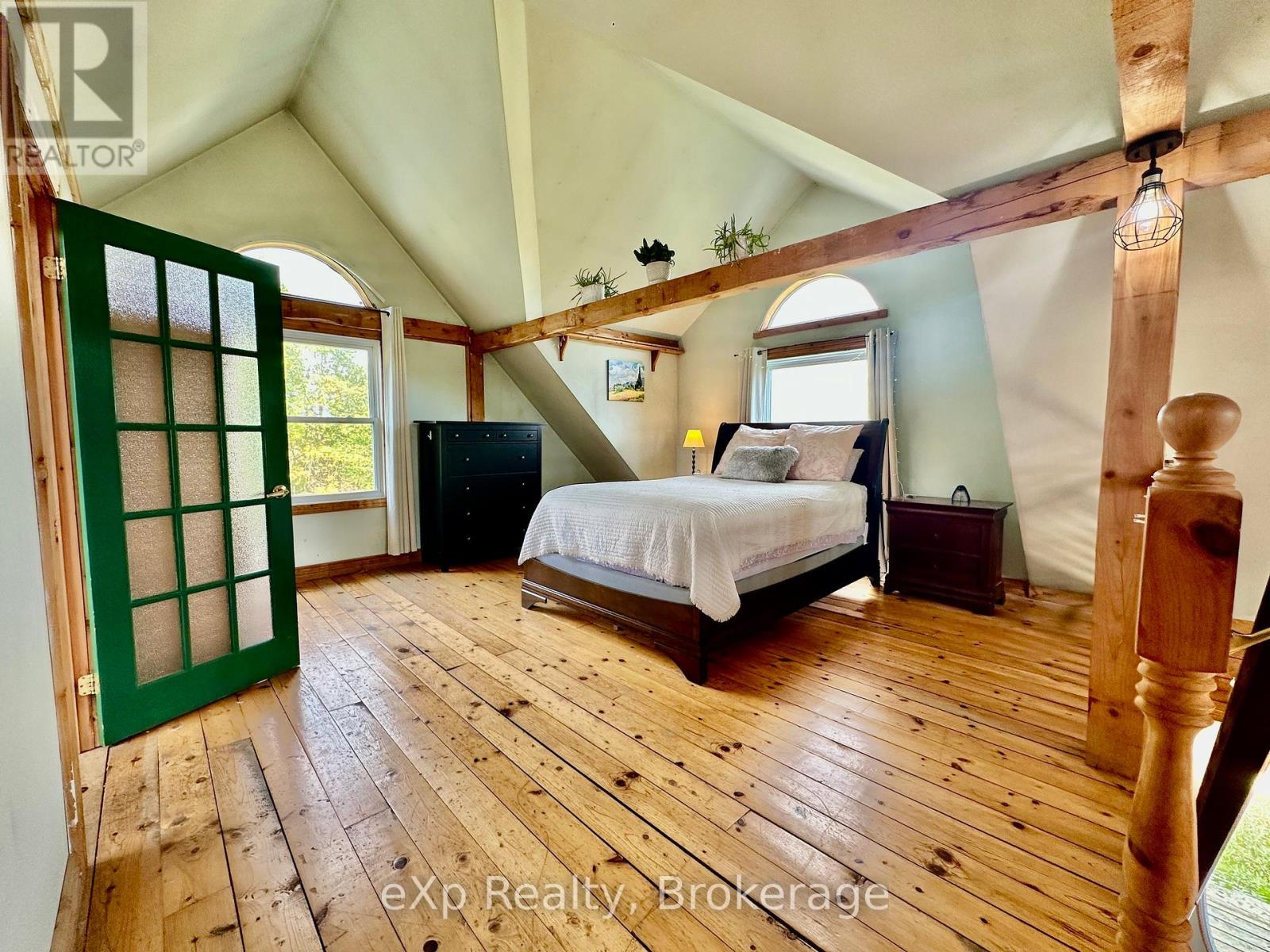 344022 North Line Property Photo 20