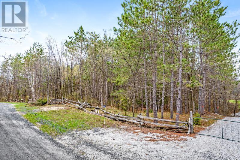 470 11th Line South Sherbrooke Road Property Photo 2