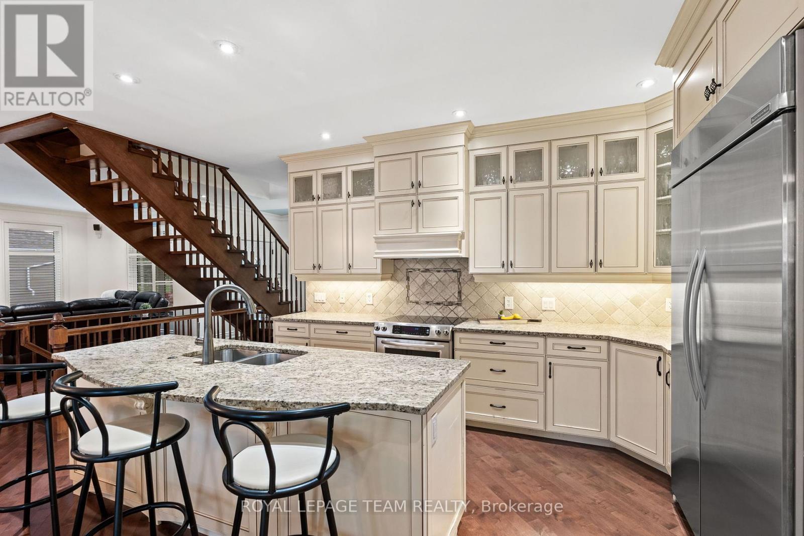 330 Gardiner Shore Road Property Photo 23