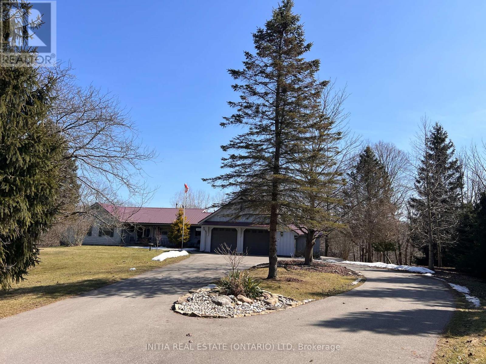 42420 Dexter Line Property Photo