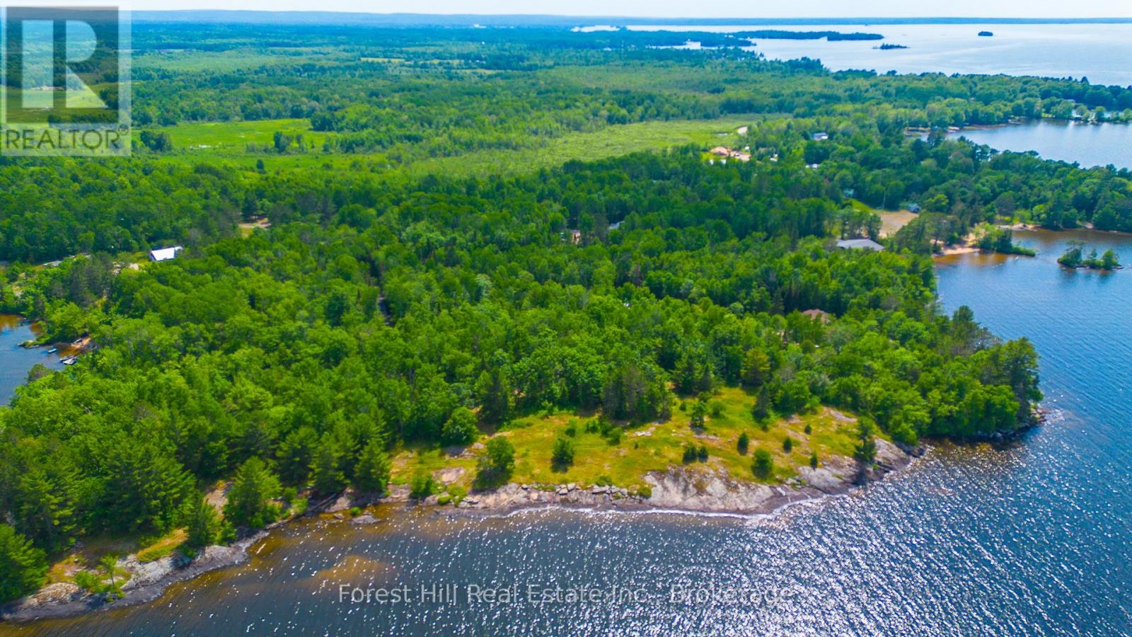 672 Tillicum Bay Road Property Photo 1