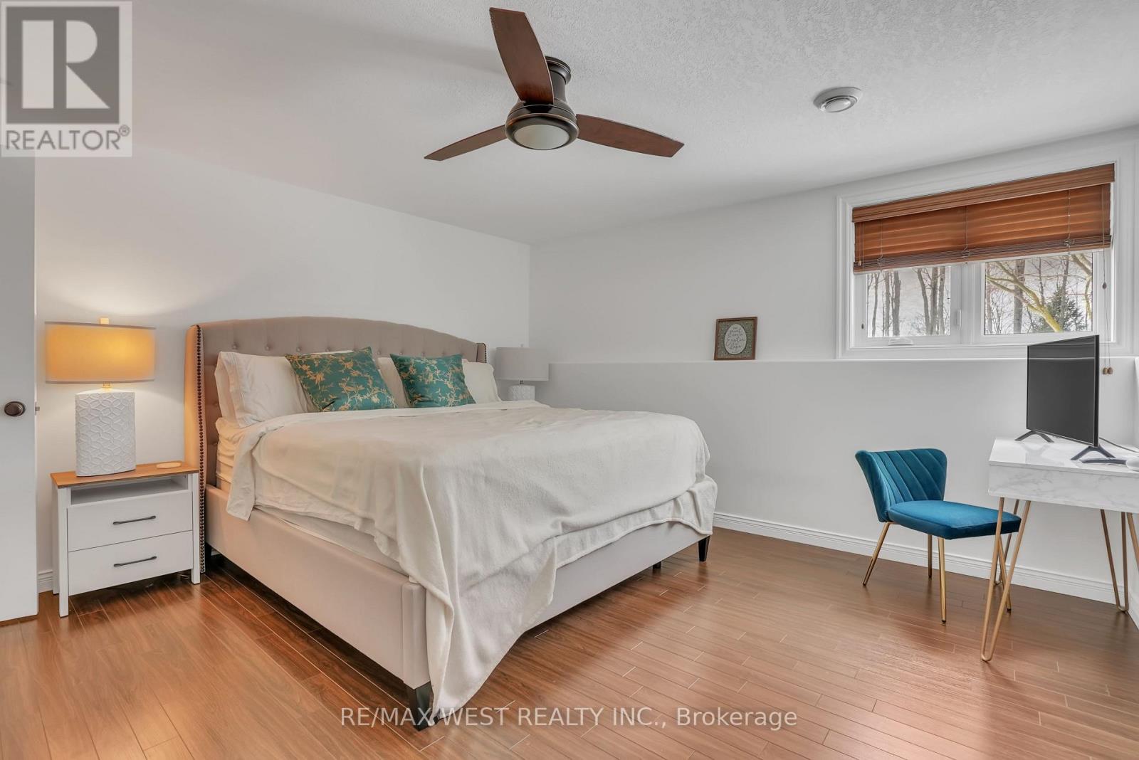 414498 Baseline Road Property Photo 13
