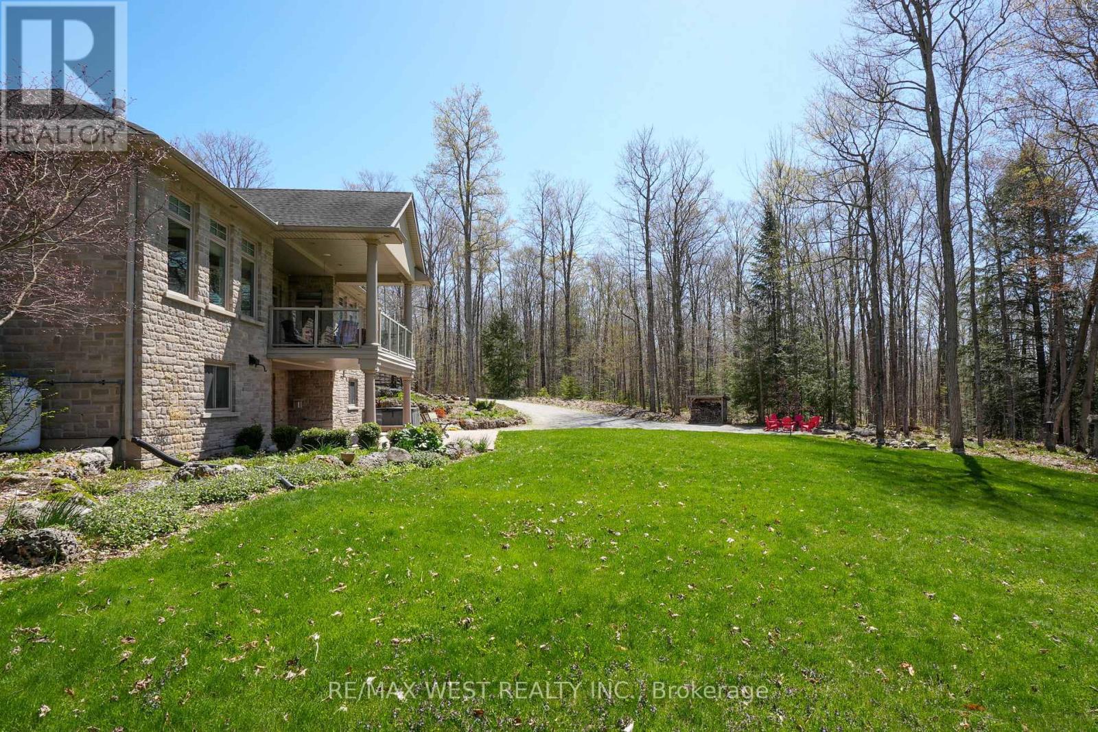 414498 Baseline Road Property Photo 22