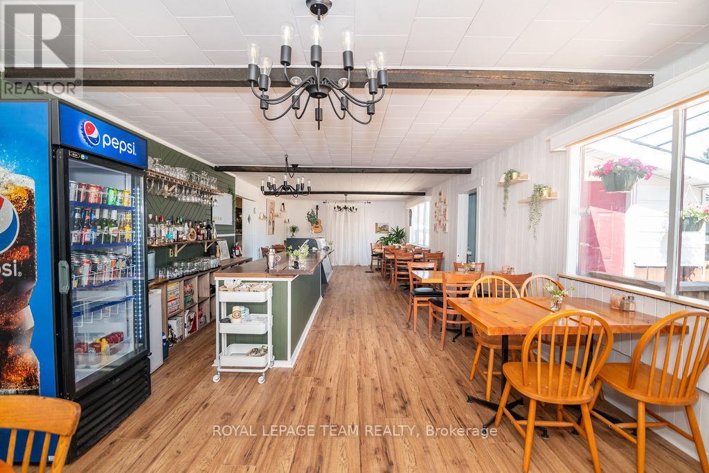 39280 Combermere Road Property Photo 13