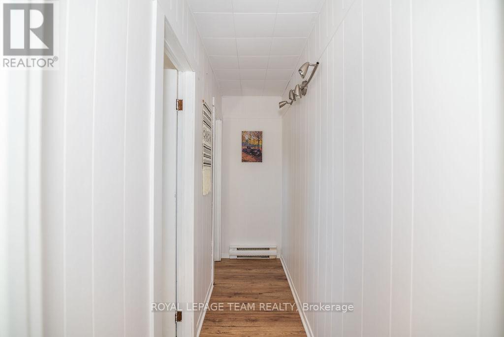 39280 Combermere Road Property Photo 14