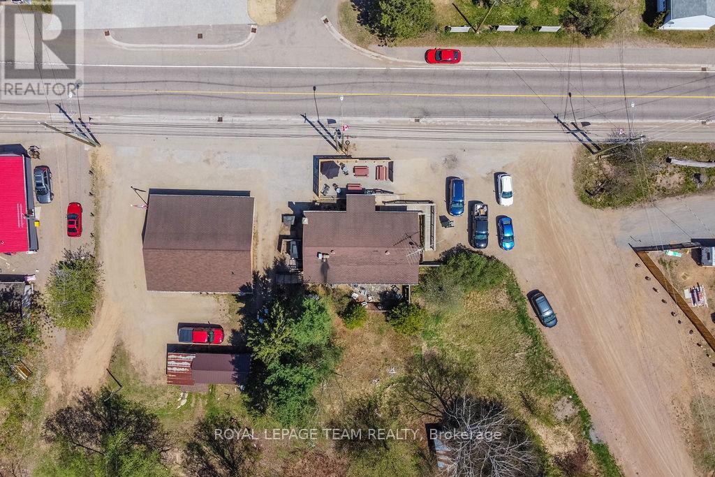 39280 Combermere Road Property Photo 27