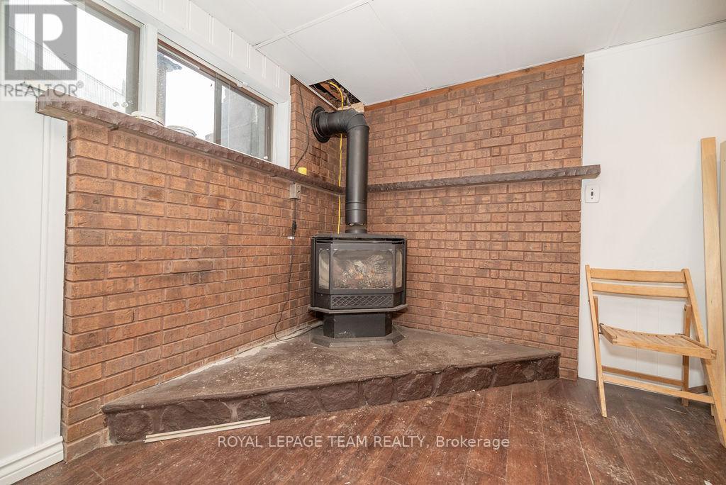 39280 Combermere Road Property Photo 31