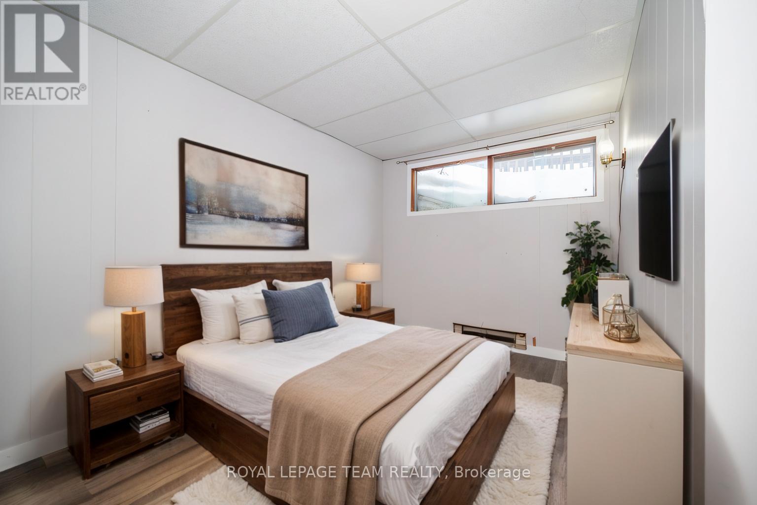 39280 Combermere Road Property Photo 37