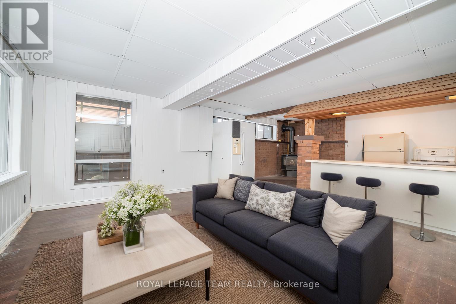 39280 Combermere Road Property Photo 41