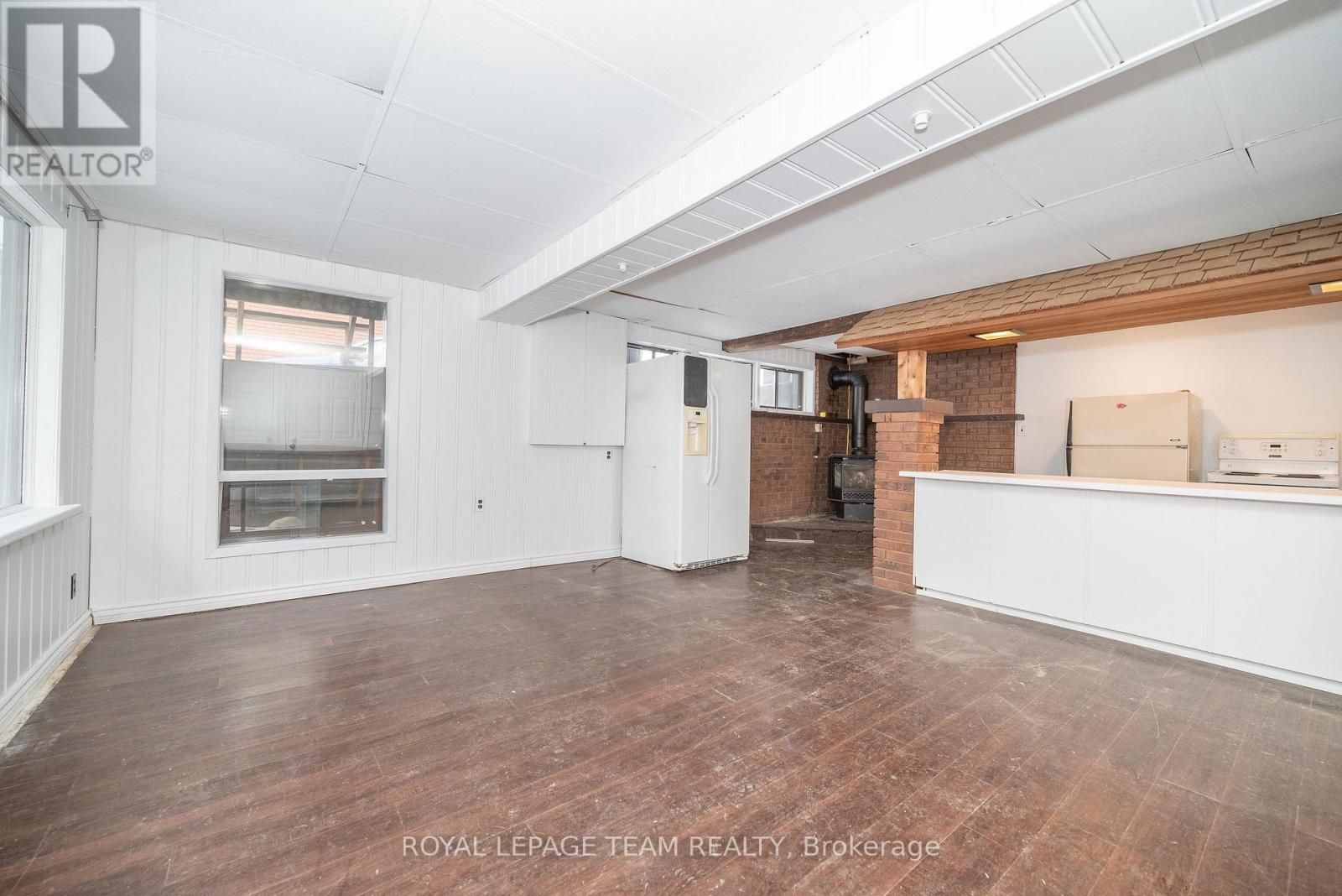 39280 Combermere Road Property Photo 45