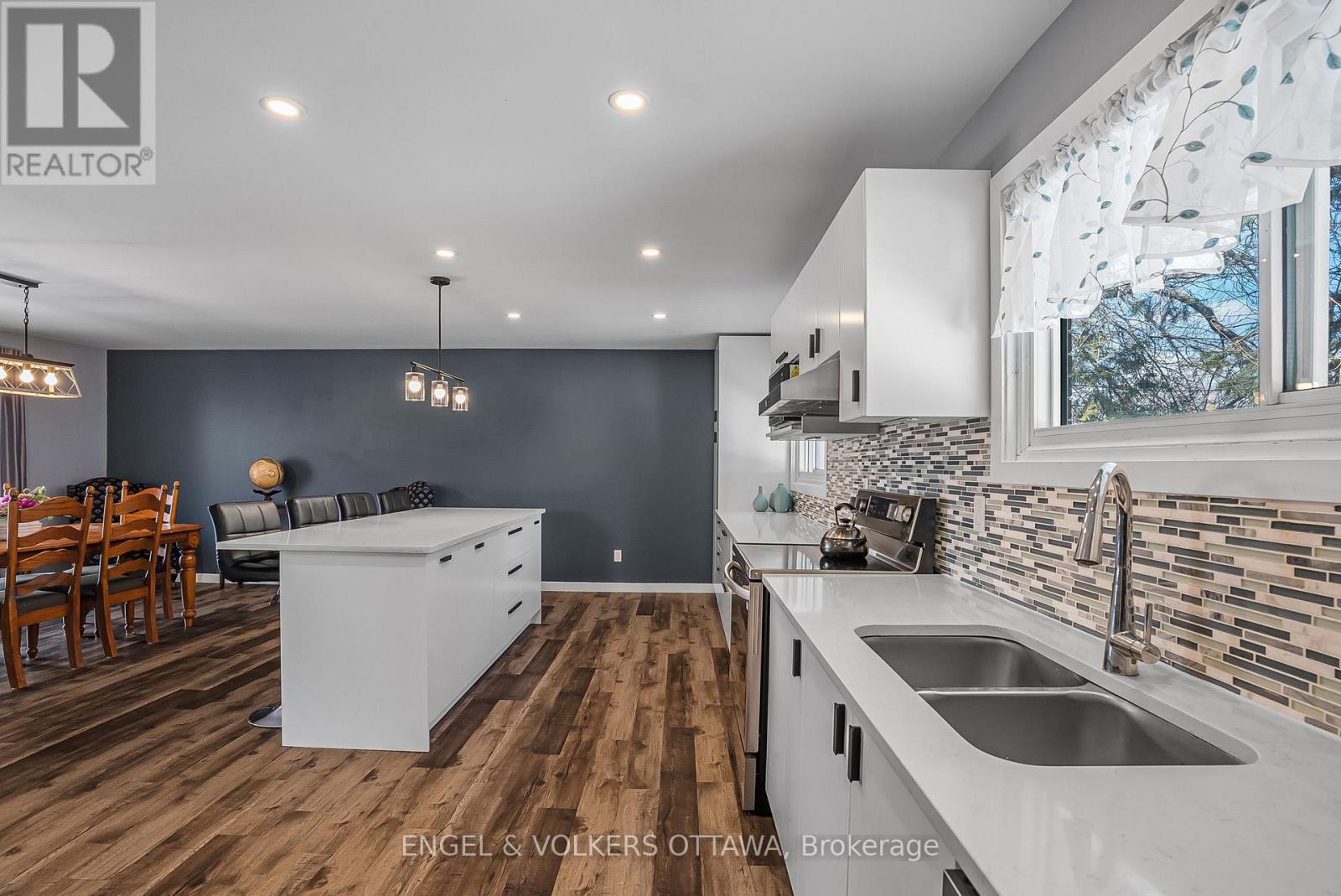 1427 Rosebella Avenue Property Photo 16