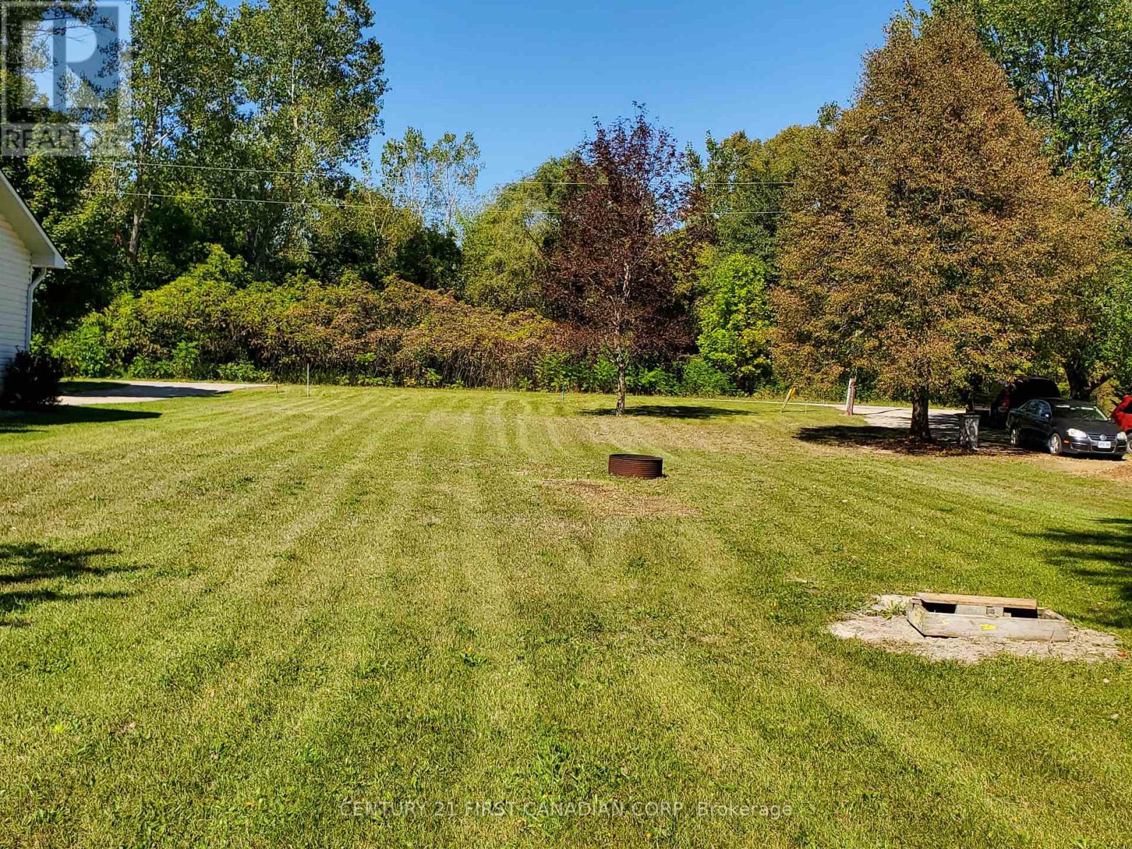 8275 Goosemarsh Line Property Photo 1