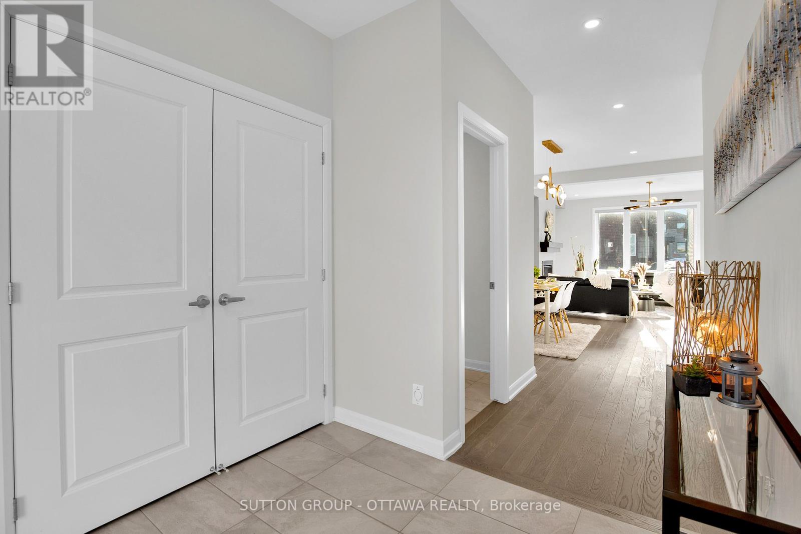 1021 Offley Road Property Photo 4