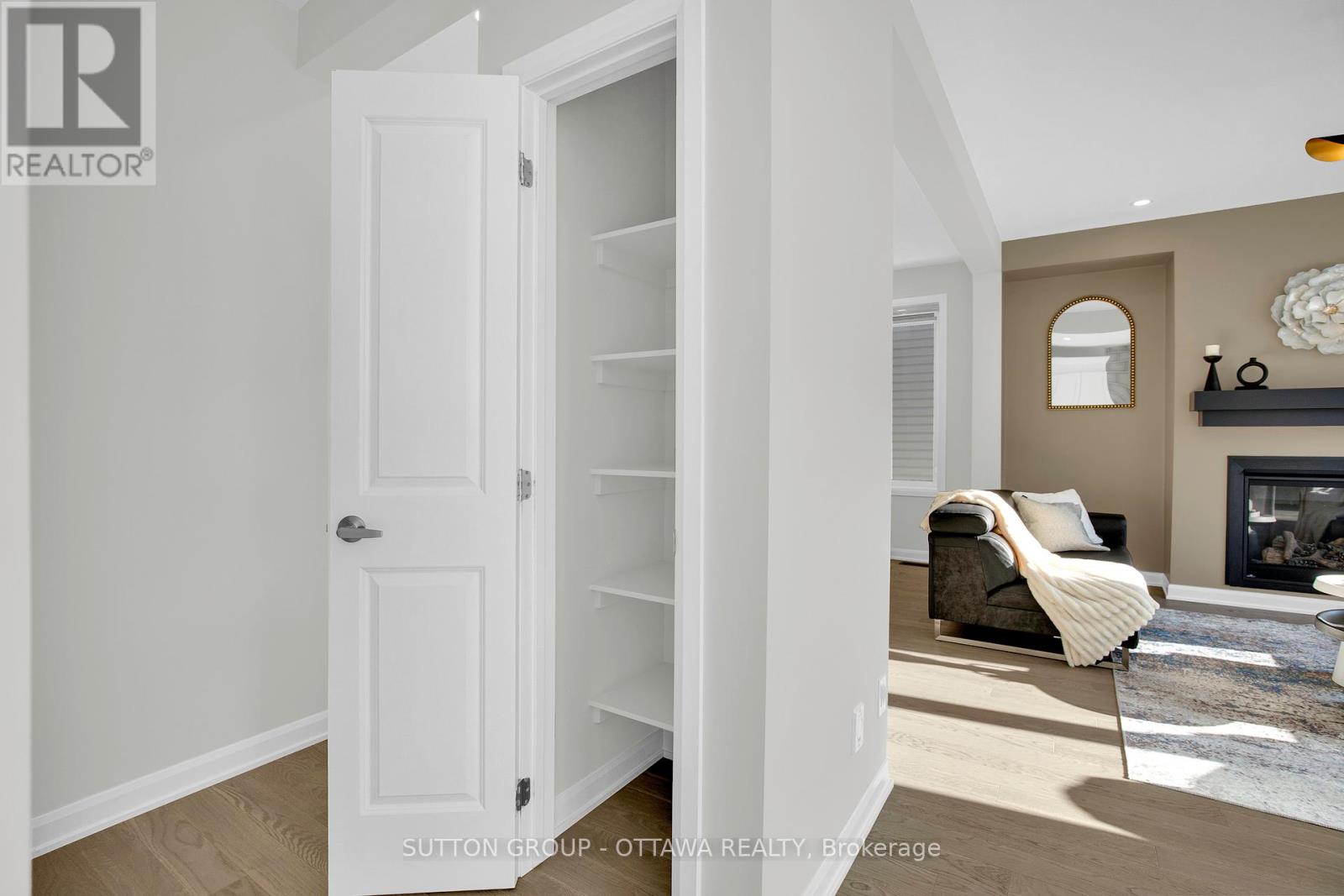 1021 Offley Road Property Photo 20