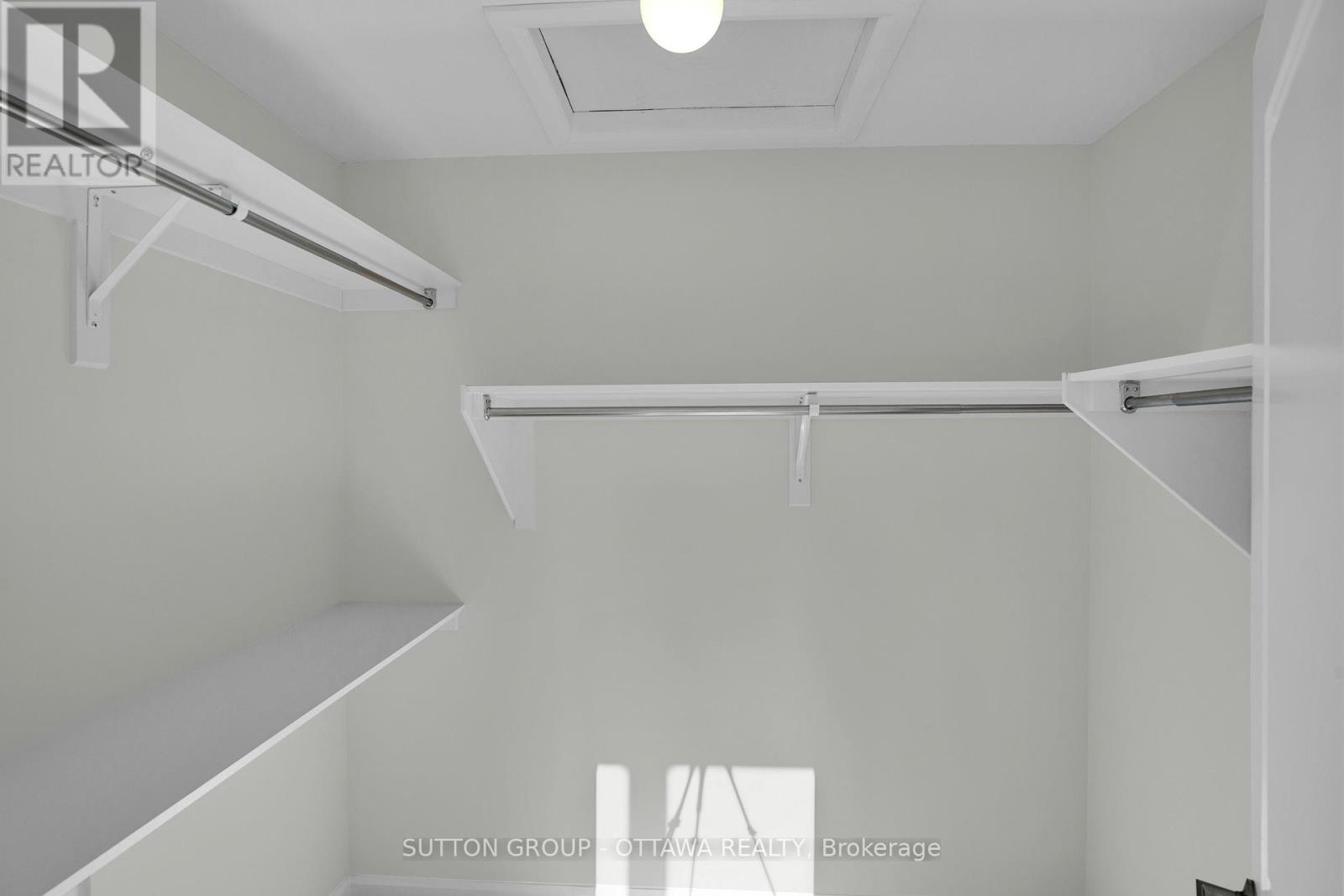 1021 Offley Road Property Photo 27