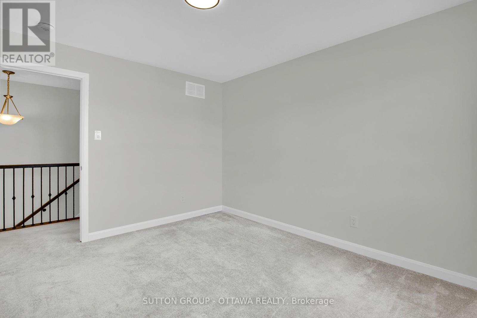 1021 Offley Road Property Photo 32