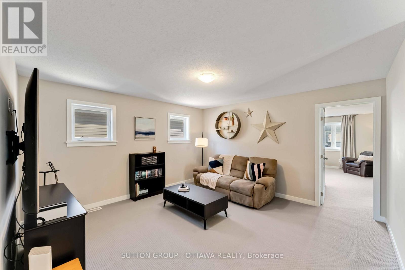 80 Aridus Crescent Property Photo 20
