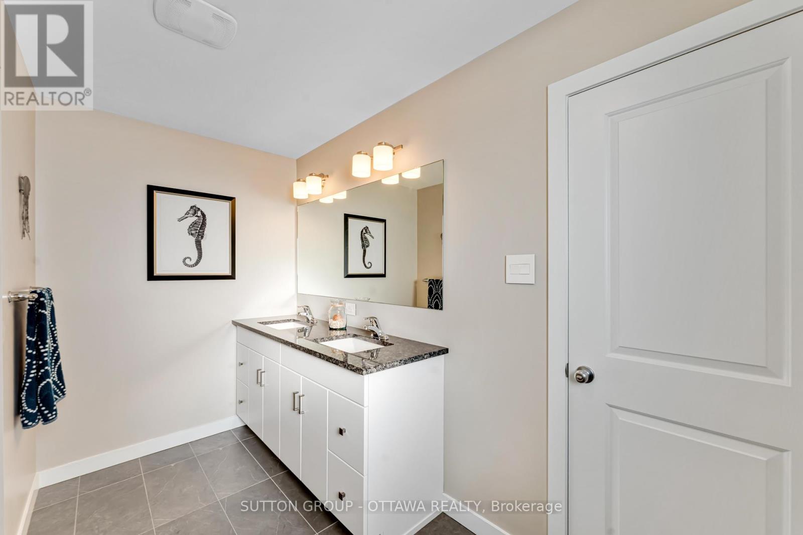 80 Aridus Crescent Property Photo 28